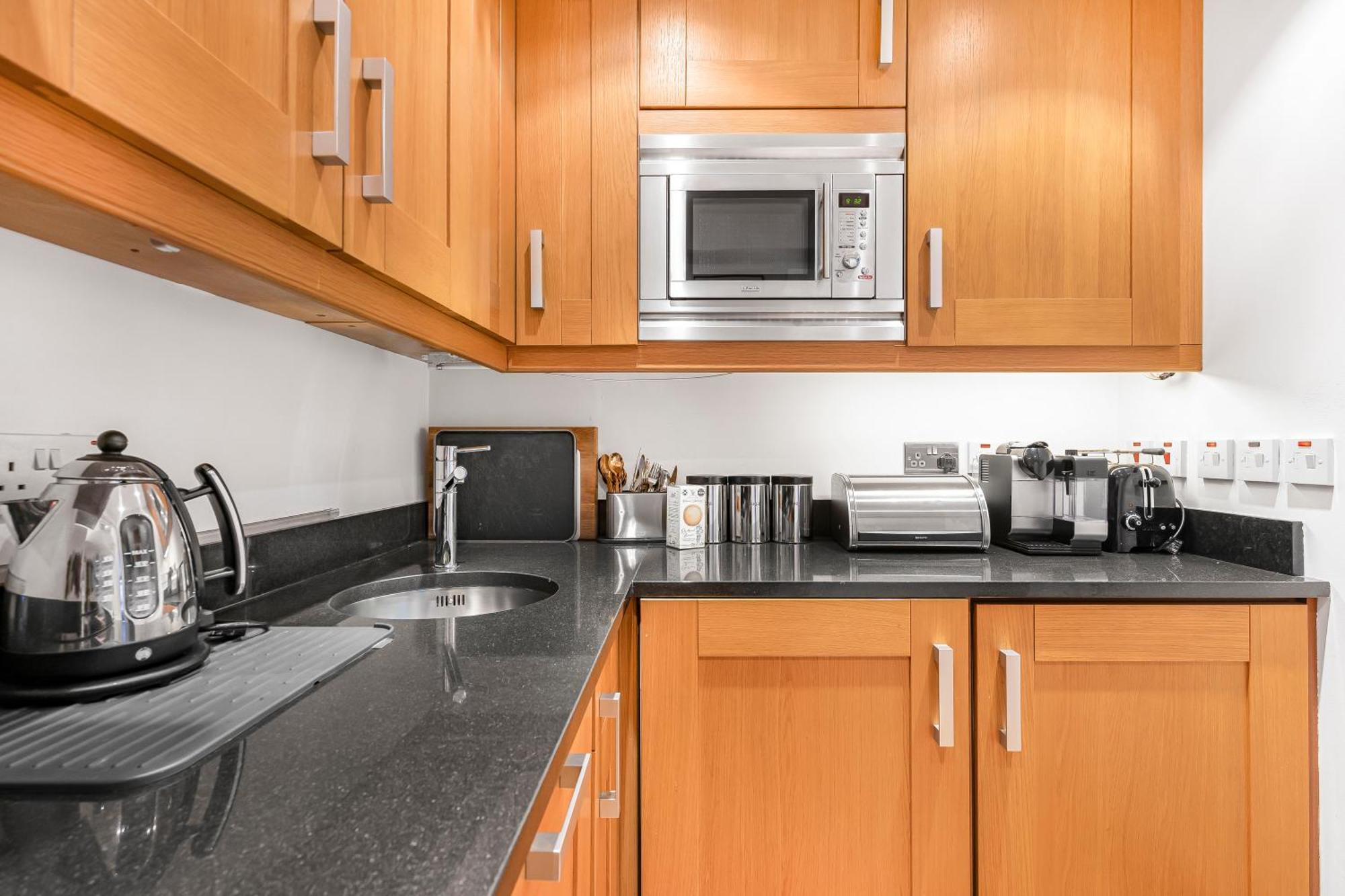 לונדון Elegant 1 Bedroom Flat Near Harrods מראה חיצוני תמונה